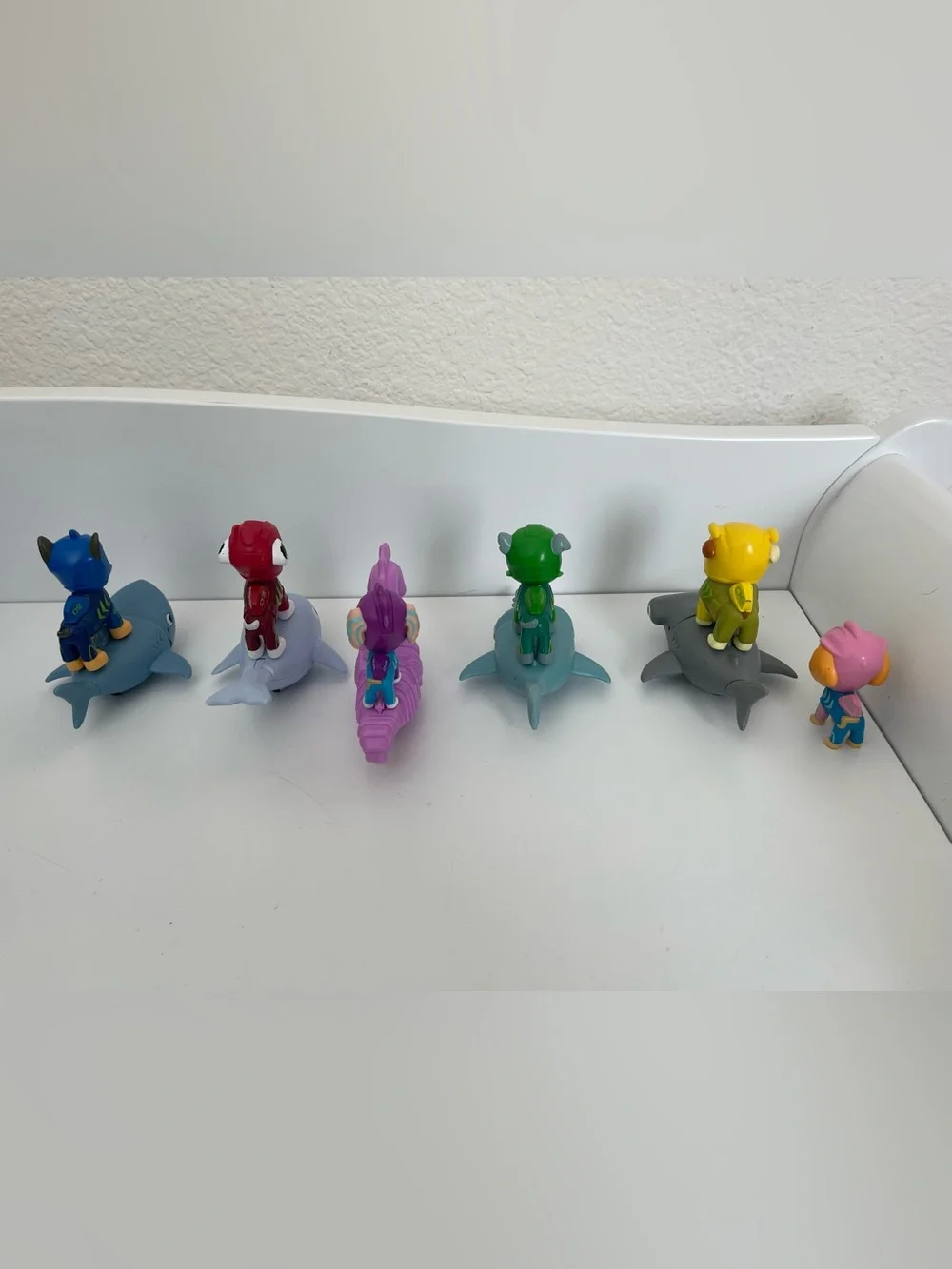 Paw Patrol Aqua Pup Figures and Sea Creatures Including Coral and Sea Horse